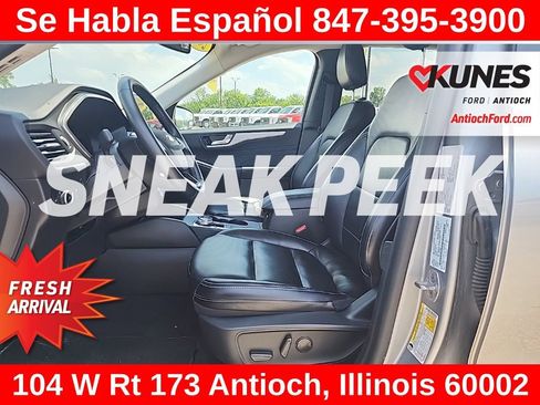Used 2024 Ford Escape Platinum AWD/4WD image 12
