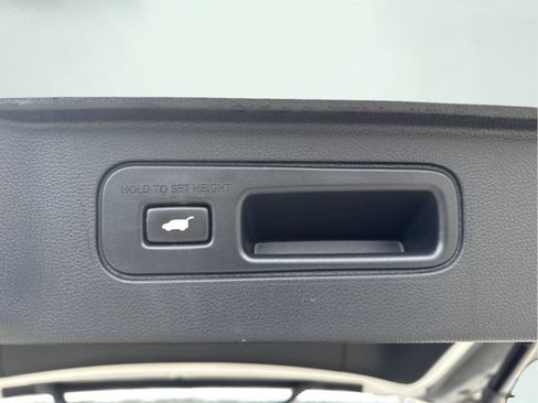 Used 2023 Honda Pilot EX-L image 23
