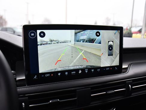 Used 2026 Lincoln Corsair Premiere image 27