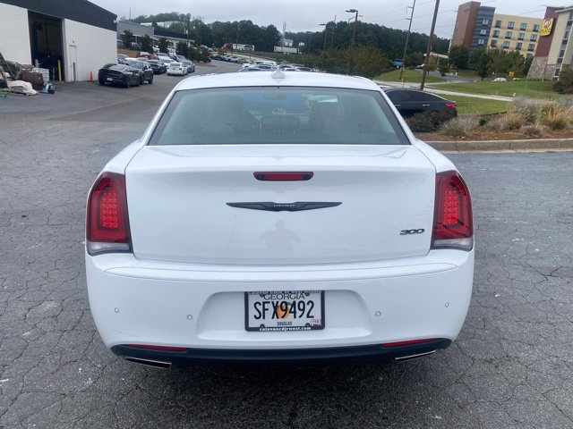 Used 2023 Chrysler 300 Touring L w/ Popular Equipment Group RWD image 6
