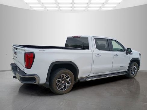 Used 2023 GMC Sierra 1500 SLT w/ SLT Convenience Package AWD/4WD image 8