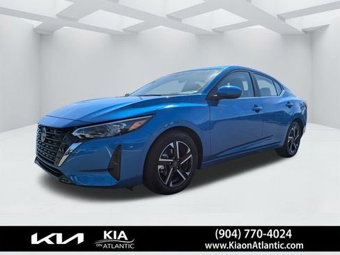 Used 2025 Nissan Sentra SV FWD image 7