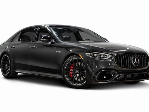 Used 2025 Mercedes-Benz S 63 AMG S image 2