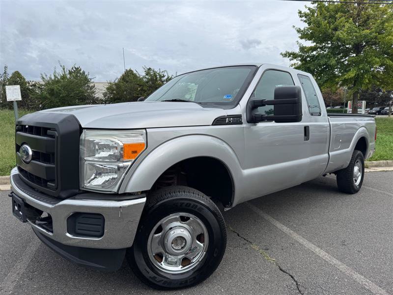 Used 2011 Ford F250 XL w/ Snow Plow Prep Pkg AWD/4WD image 2