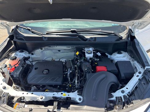 Used 2025 Buick Encore GX Preferred FWD image 31