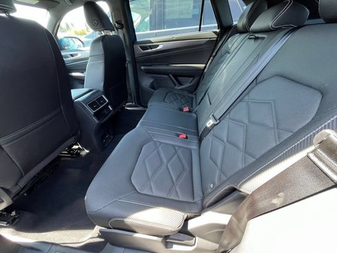 Used 2026 Volkswagen Atlas Cross Sport SE FWD image 23