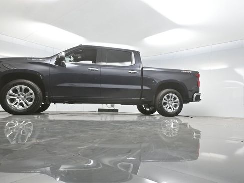 Used 2024 Chevrolet Silverado 1500 LTZ image 6