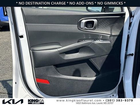 Used 2025 Kia Sorento EX AWD/4WD image 19