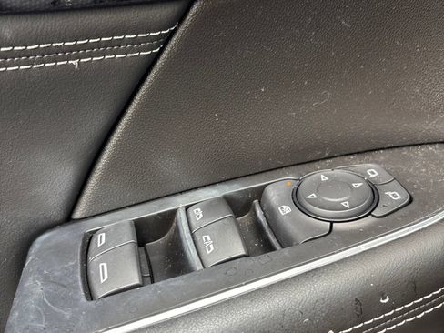 Used 2023 Buick Envision Preferred FWD image 11