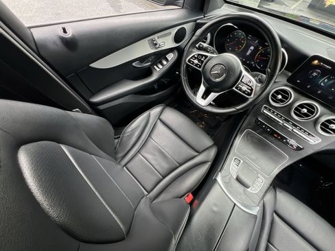 Used 2021 Mercedes-Benz GLC 300 4MATIC image 16