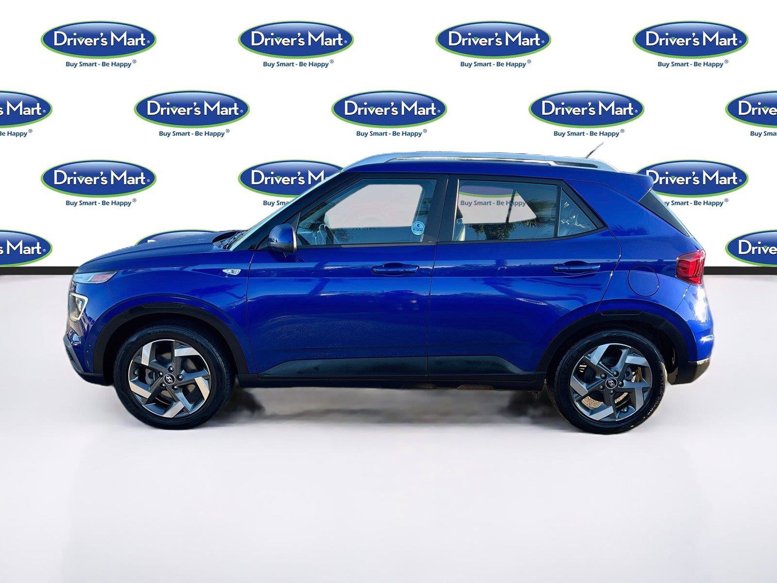 Used 2023 Hyundai Venue Limited FWD image 4