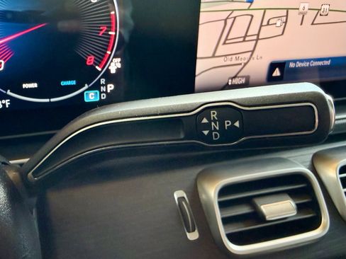 Used 2025 Mercedes-Benz GLE 580 4MATIC image 45