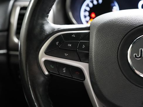 Used 2019 Jeep Grand Cherokee Limited AWD/4WD image 17