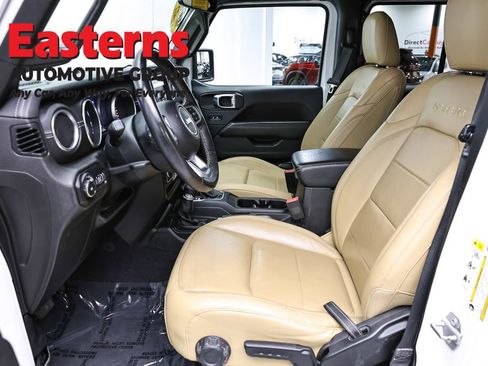 Used 2018 Jeep Wrangler Unlimited Sahara AWD/4WD image 66