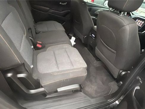 Used 2020 Chevrolet Traverse LS image 23
