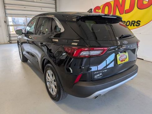 Certified 2024 Ford Escape Active AWD/4WD image 3