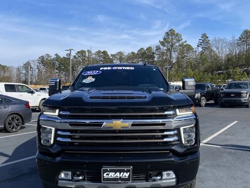 Used 2022 Chevrolet Silverado 2500 High Country image 2