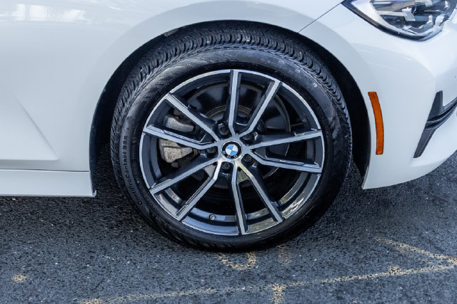 Used 2020 BMW 330i xDrive Sedan w/ Convenience Package AWD/4WD image 7