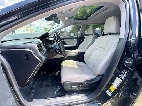 Used 2022 Lexus RX 450hL Luxury w/ Cold Area Package (CT) AWD/4WD image 20