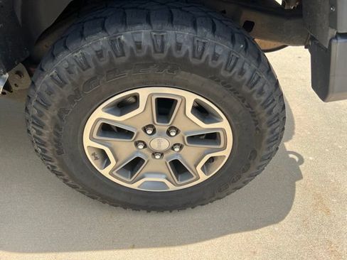 Used 2013 Jeep Wrangler Unlimited Sport AWD/4WD image 10