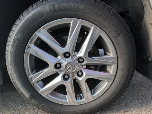 Used 2011 Lexus LX 570 4WD w/ Luxury Pkg image 5