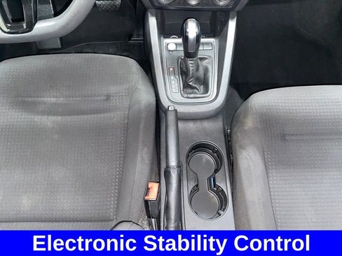 Used 2015 Volkswagen Jetta SE image 14