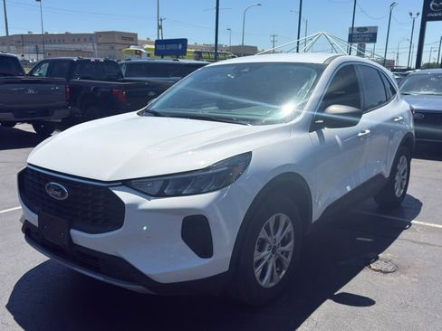 Used 2024 Ford Escape Active AWD/4WD image 6
