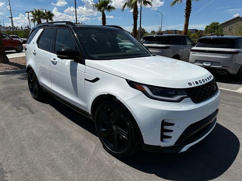 Used 2026 Land Rover Discovery Dynamic SE AWD/4WD image 11