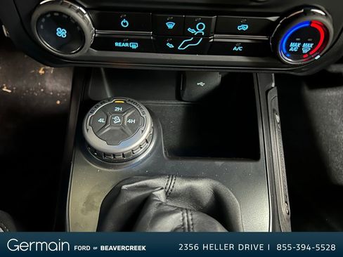 New 2025 Ford Bronco 4-Door image 17