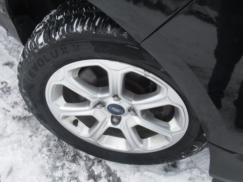 Used 2018 Ford EcoSport SE w/ SE Cold Weather Package image 4