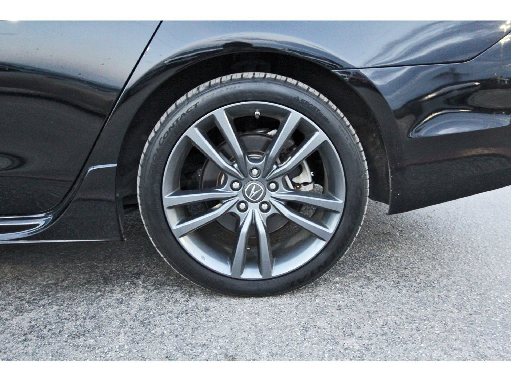 Used 2018 Acura TLX w/ Technology & A-SPEC Package FWD image 34