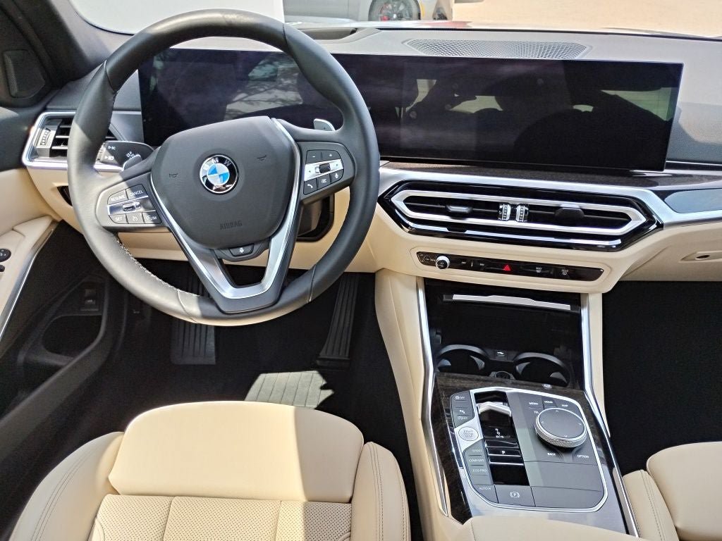 Used 2023 BMW 330i xDrive Sedan w/ Premium Package AWD/4WD image 10