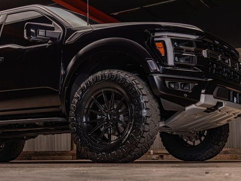 Used 2025 Ford F150 Raptor image 14