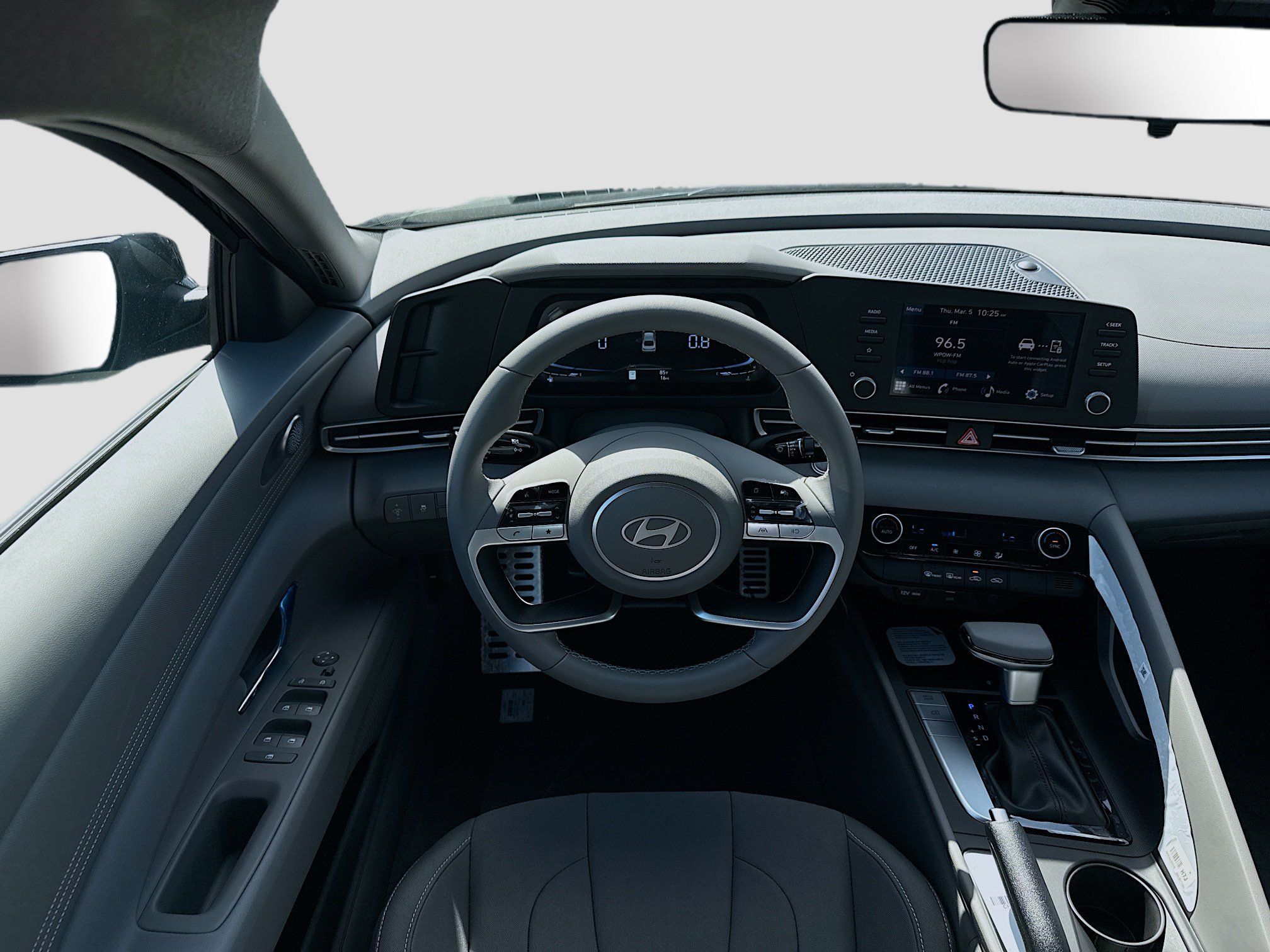 New 2026 Hyundai Elantra Sport FWD image 15