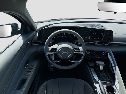 New 2026 Hyundai Elantra Sport FWD image 15