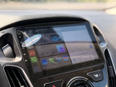 Used 2018 Ford Focus SE FWD image 13
