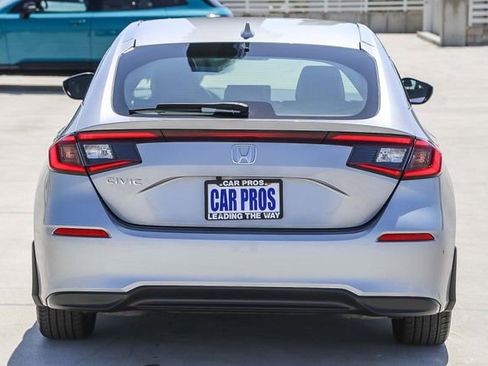 Certified 2023 Honda Civic EX-L image 9