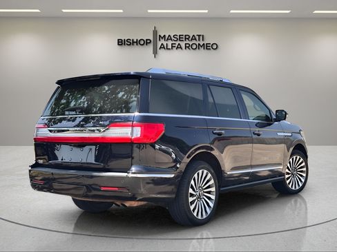 Used 2021 Lincoln Navigator Reserve w/ Luxury Package AWD/4WD image 5