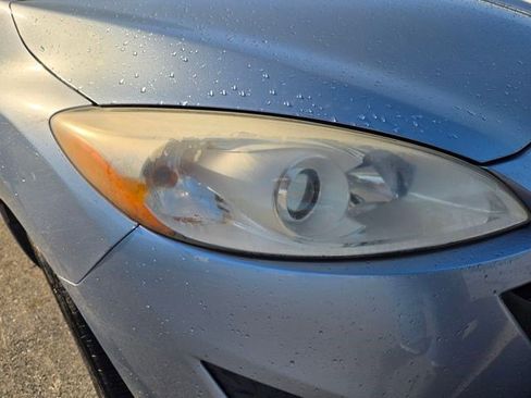 Used 2012 MAZDA MAZDA5 Sport image 10