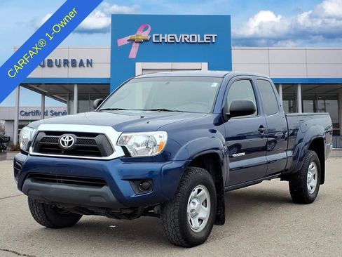 Used 2015 Toyota Tacoma 4x4 Access Cab w/ SR5 Package image 1
