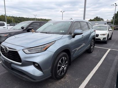 Used 2021 Toyota Highlander XLE
