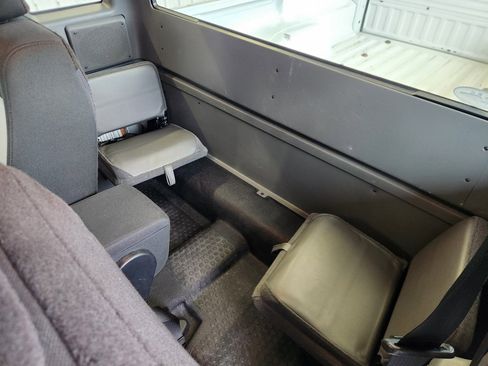 Used 2010 Ford Ranger XL image 6