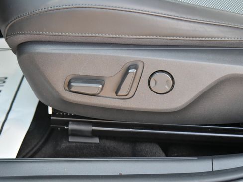 Used 2025 Kia Niro Wind FWD image 17