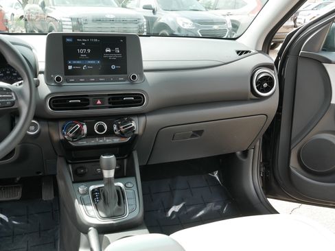 Used 2023 Hyundai Kona SEL AWD/4WD image 21