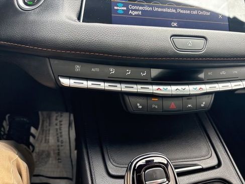 Used 2023 Cadillac XT4 Sport w/ Cold Weather Package image 33