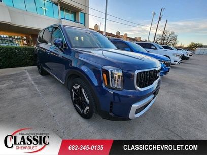 Used 2025 Kia Telluride EX