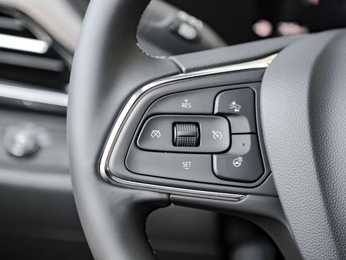 New 2025 Buick Envista Avenir image 24