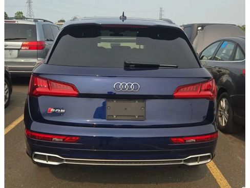 Used 2019 Audi SQ5 Premium Plus w/ Premium Plus Package AWD/4WD image 3