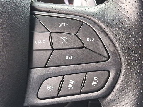 Used 2022 Dodge Durango GT image 22