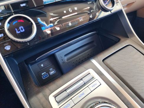 Used 2024 Genesis GV80 3.5T w/ Prestige Package image 53